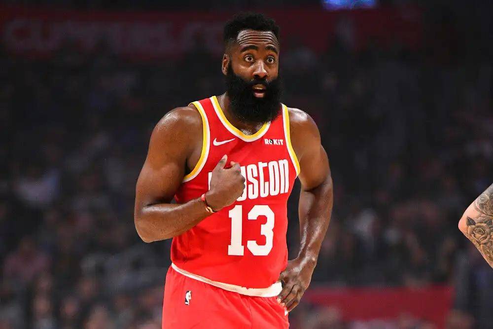 免费资源获取赛前休斯敦火箭调整名单以备CBA常规赛；单刀错失环节打磨；压力陡增；年轻球员得到机会的简单介绍