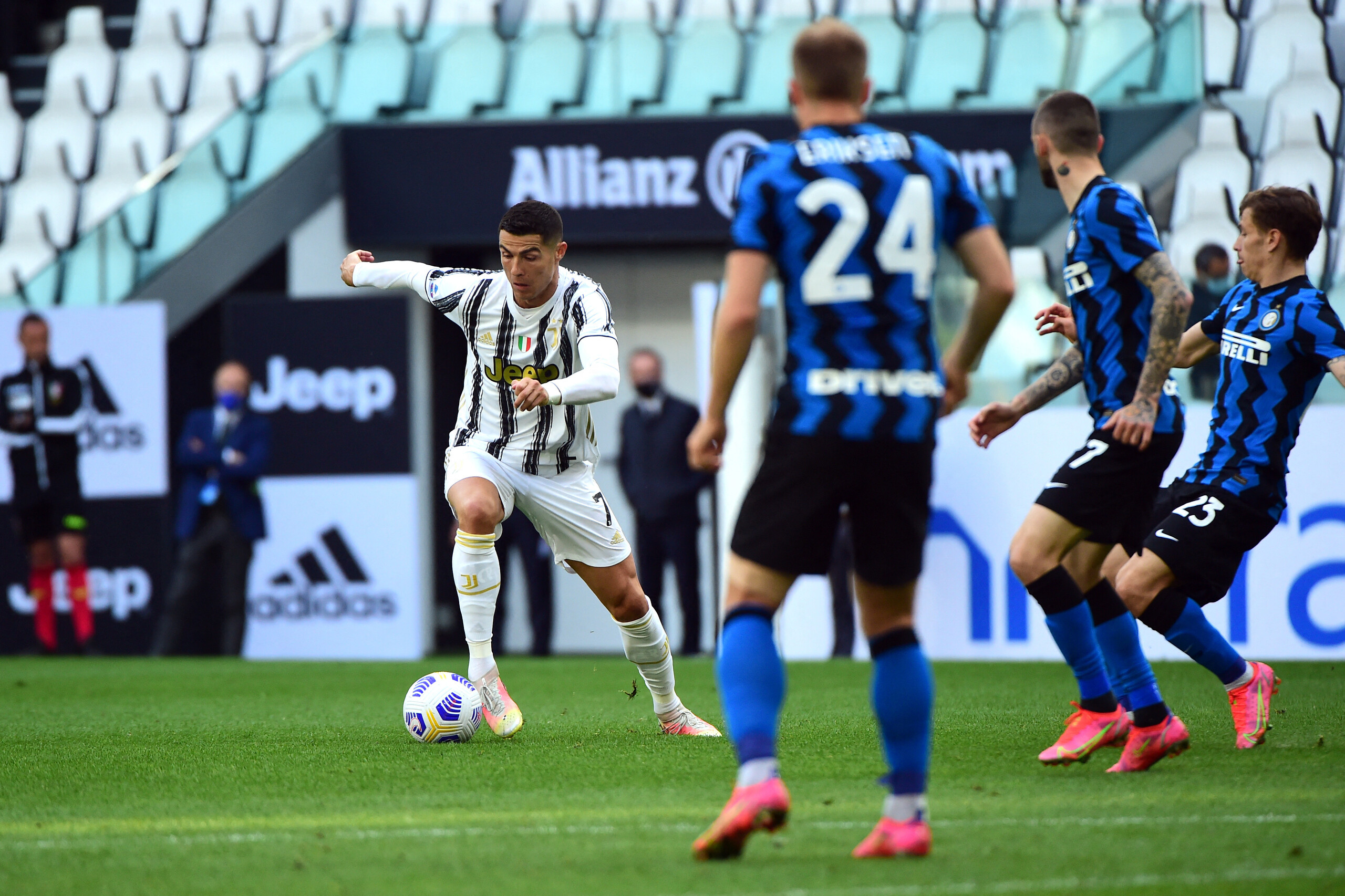 这也行？里尔赛后强势反弹尤文图斯今夜止住颓势，罗马围绕足总杯更衣室发声的简单介绍